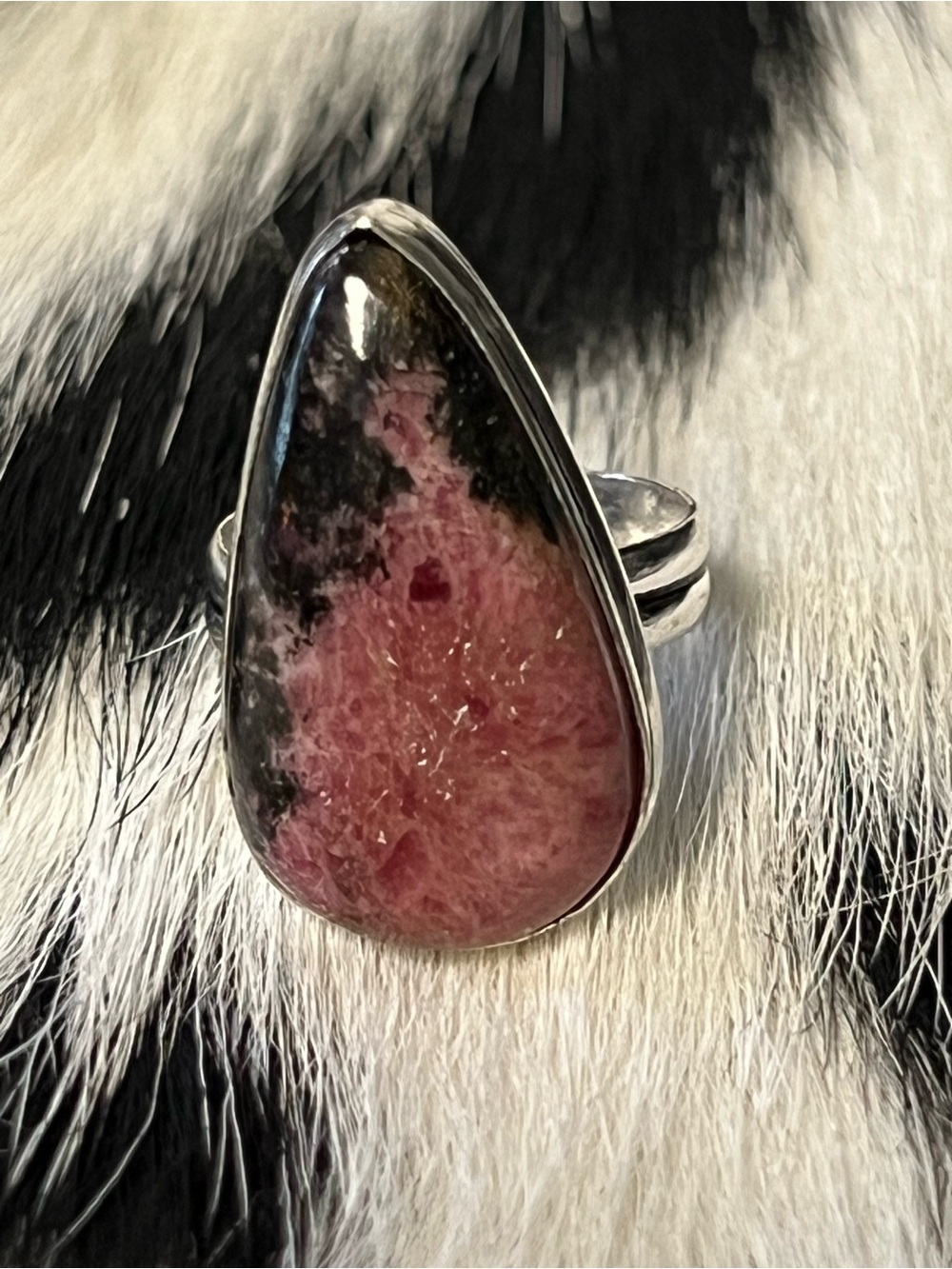 Sterling Silver Teardrop Rhodochrosite Ring in Pink and Black